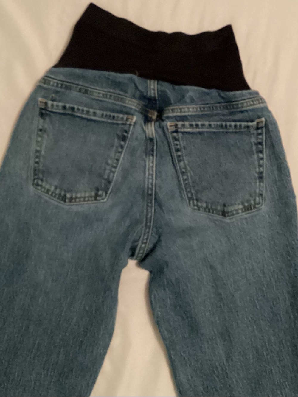Old Navy Ladies Boyfriend Full Panel Pregnancy Maternity Jeans Size 2 Short - Picture 9 of 11
